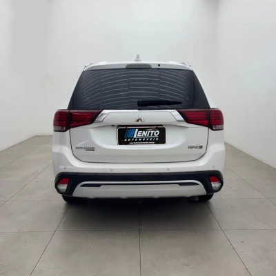 Foto 5: MITSUBISHI OUTLANDER 3.0 HPES 2019