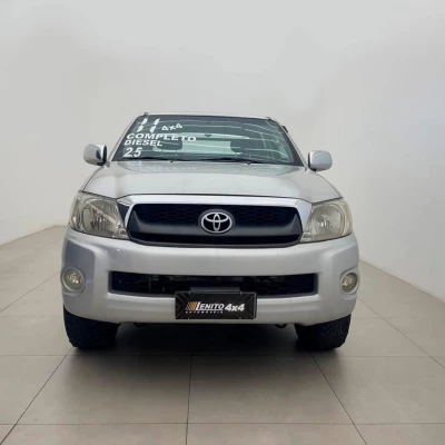 Foto 2: TOYOTA HILUX CD4X4 2011