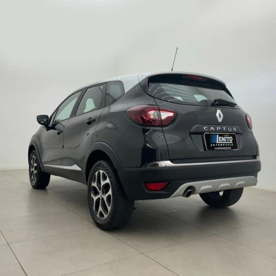 Foto 4: RENAULT CAPTUR 16 BOSE 2021