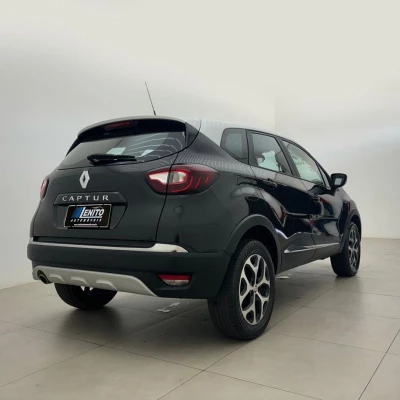 Foto 6: RENAULT CAPTUR 16 BOSE 2021