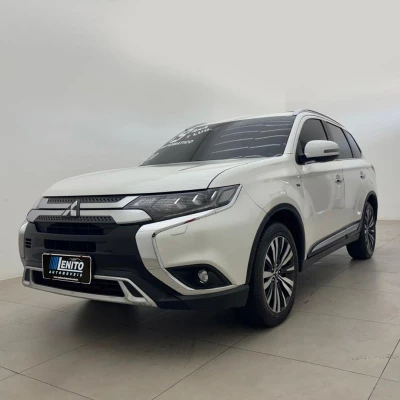 Foto 16: MITSUBISHI OUTLANDER 3.0 HPES 2019