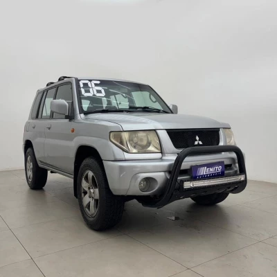 Foto 4: MITSUBISHI PAJERO TR4 2006