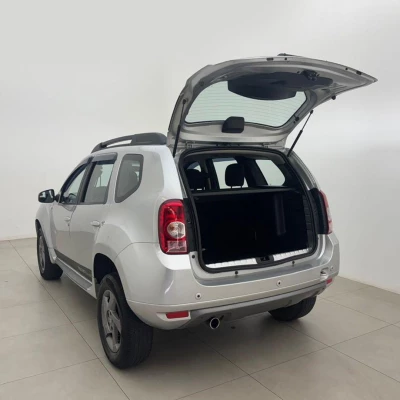 Foto 9: RENAULT DUSTER 20 D 4X2A 2014