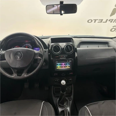 Foto 13: RENAULT OROCH 16 DYN42 2017