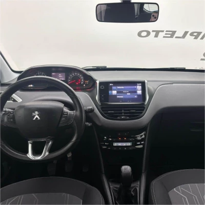 Foto 13: PEUGEOT 208 ACT PACK MT 2017