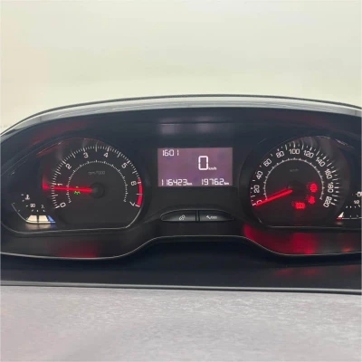 Foto 14: PEUGEOT 208 ACT PACK MT 2017