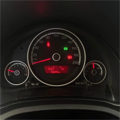 Foto 14: VOLKSWAGEN UP HIGH SA 2015