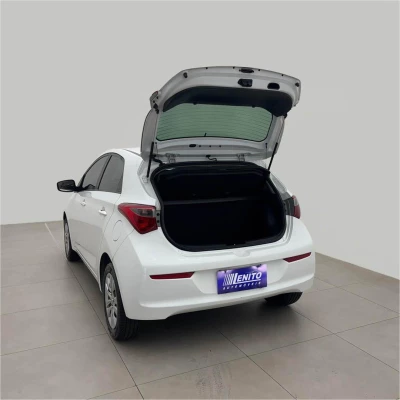 Foto 7: HYUNDAI HYUNDAHB20 1.6M COMF 2016