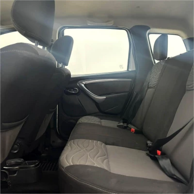 Foto 14: RENAULT DUSTER 20 D 4X2A 2014