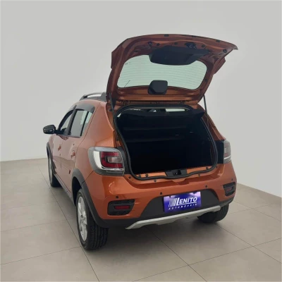 Foto 8: RENAULT SANDERO ST16 SCE 2018