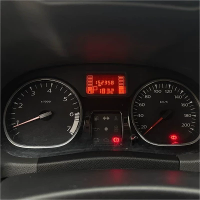 Foto 8: RENAULT DUSTER 20 D 4X2A 2014