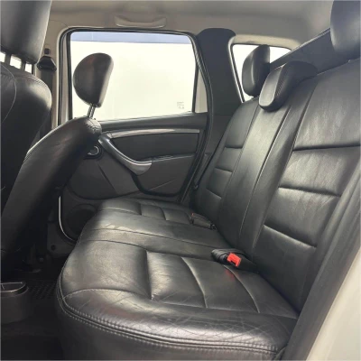 Foto 14: RENAULT DUSTER 20 D 4X2A 2014