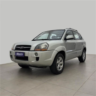 Foto 2: HYUNDAI TUCSON GLSB 2011