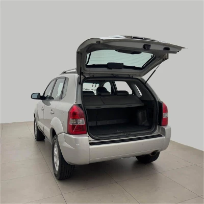 Foto 9: HYUNDAI TUCSON GLSB 2011