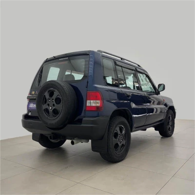 Foto 5: MITSUBISHI PAJERO IO 2001