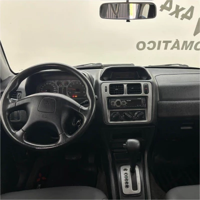 Foto 10: MITSUBISHI PAJERO IO 2001