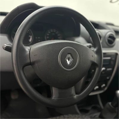 Foto 14: RENAULT DUSTER 16 E 4X2 2015