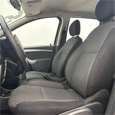 Foto 15: RENAULT DUSTER 16 E 4X2 2015