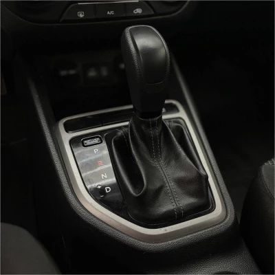 Foto 15: HYUNDAI CRETA 16A ATTITU 2018