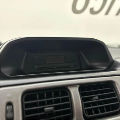 Foto 12: MITSUBISHI PAJERO IO 2001