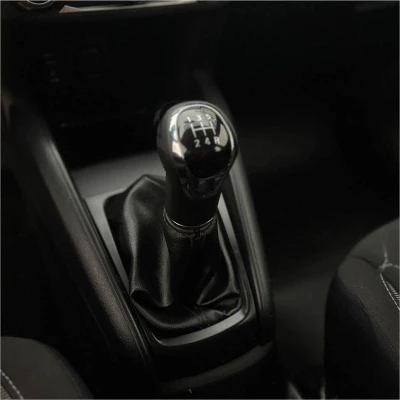 Foto 12: NISSAN KICKS S MT 2019