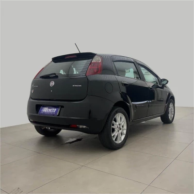 Foto 7: FIAT PUNTO ATTRACTIVE 2012