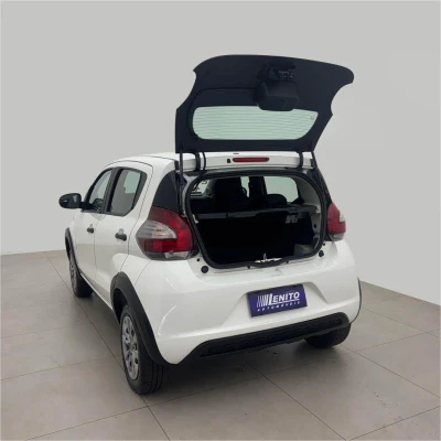 Foto 8: FIAT MOBI LIKE 2023