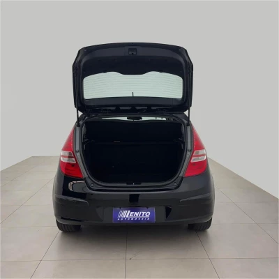 Foto 8: HYUNDAI I30 2.0 2011