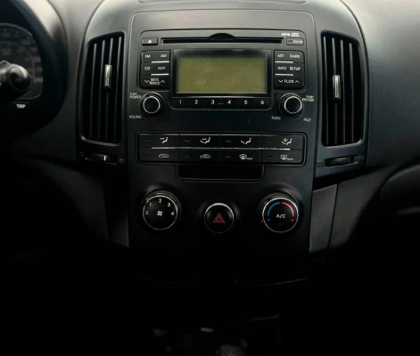 Foto 11: HYUNDAI I30 2.0 2011