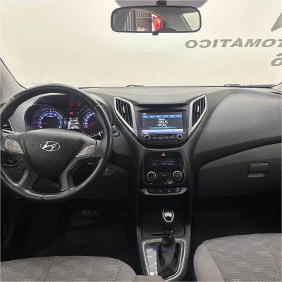 Foto 10: HYUNDAI HB20S 1.6 AUT PREM 2017