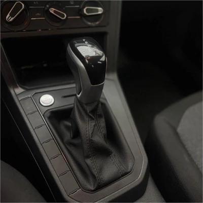 Foto 12: VOLKSWAGEN POLO CL AB 2024