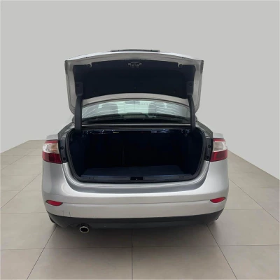 Foto 9: RENAULT FLUENCE PRI20A 2012