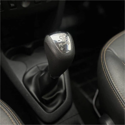 Foto 14: RENAULT SANDERO STEP 16R 2015