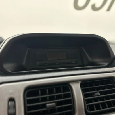 Foto 10: MITSUBISHI PAJERO IO 2001