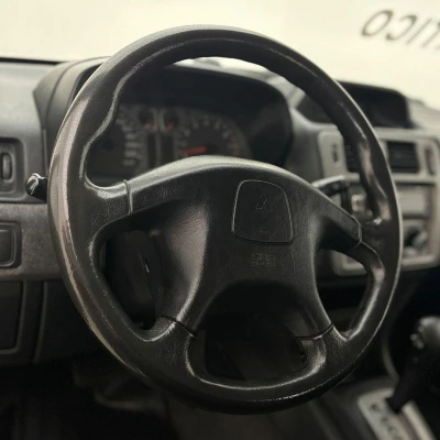 Foto 12: MITSUBISHI PAJERO IO 2001