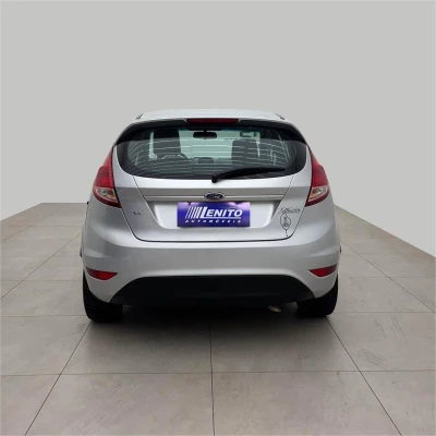 Foto 6: FORD FIESTA HA 1.6L SE 2015