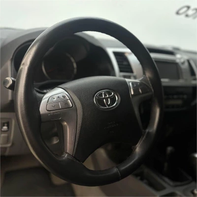 Foto 11: TOYOTA HILUX CD4X4 SRV 2015