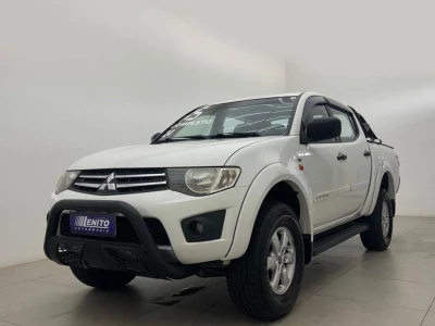 MITSUBISHI L200 TRITON 2.4 HLS 2015